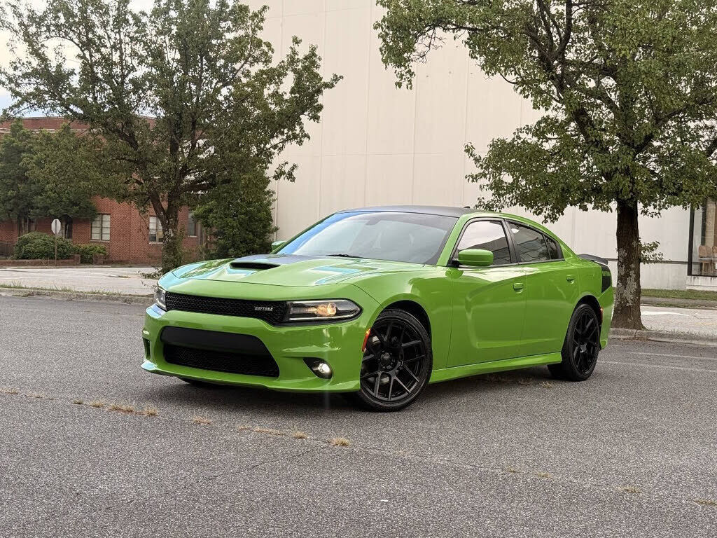 2017 DODGE Charger