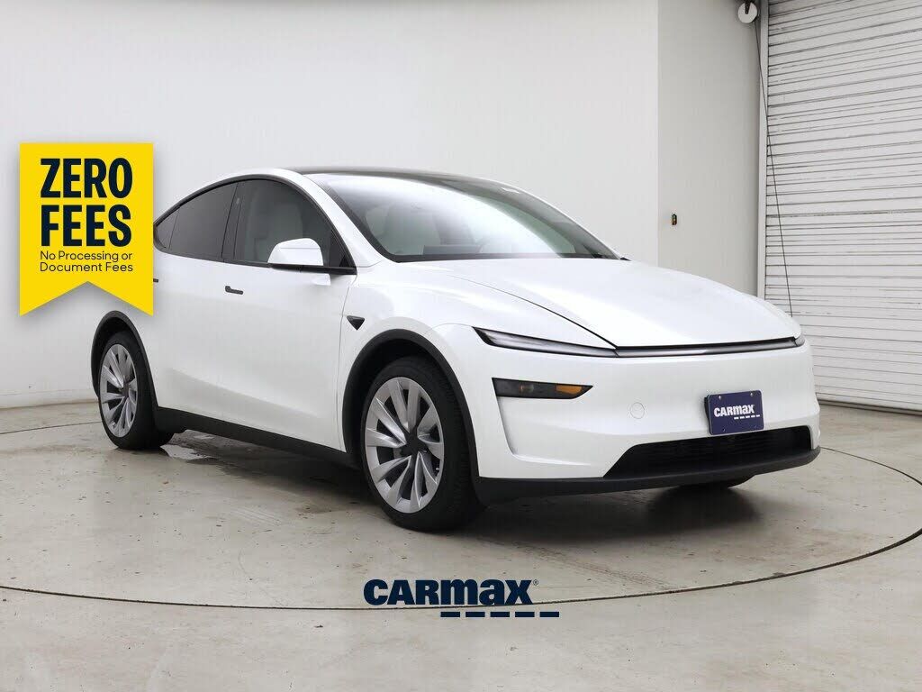 2026 TESLA Model Y