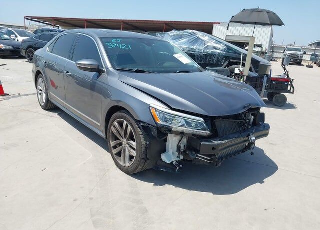2018 VOLKSWAGEN Passat