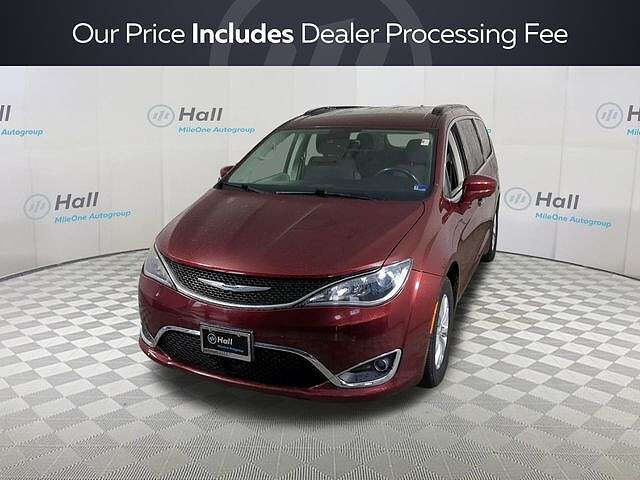 2019 CHRYSLER Pacifica