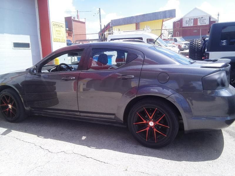 2014 DODGE Avenger