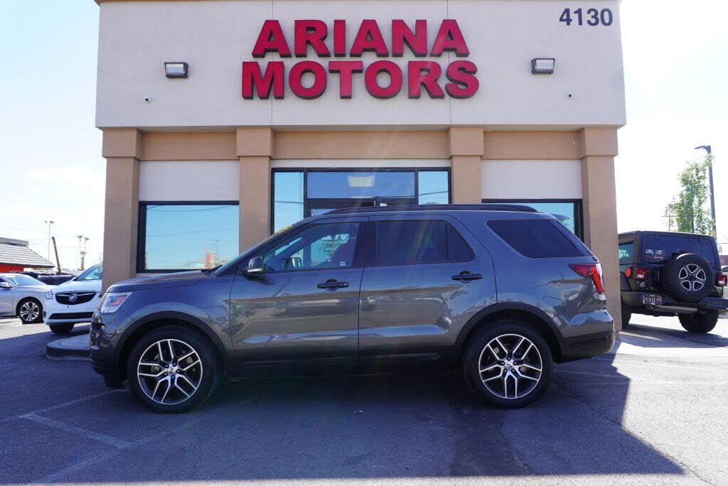 2018 FORD Explorer
