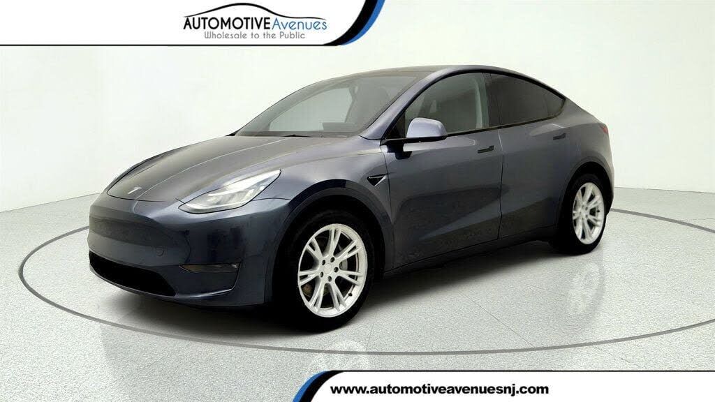 2021 TESLA Model Y