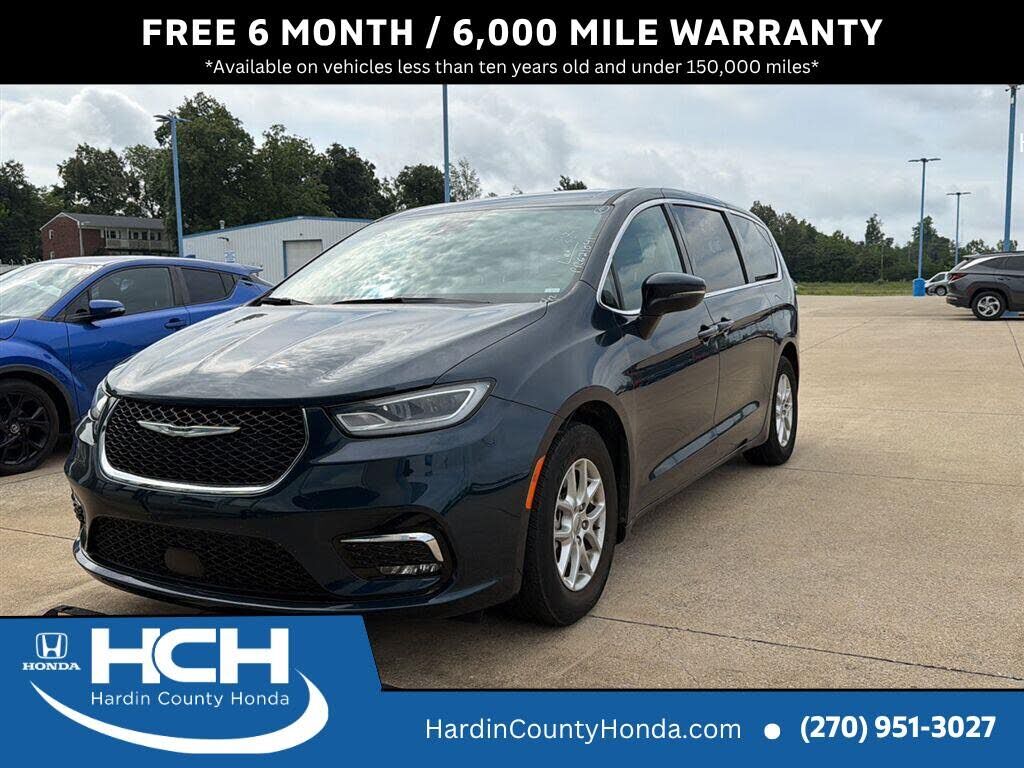 2023 CHRYSLER Pacifica