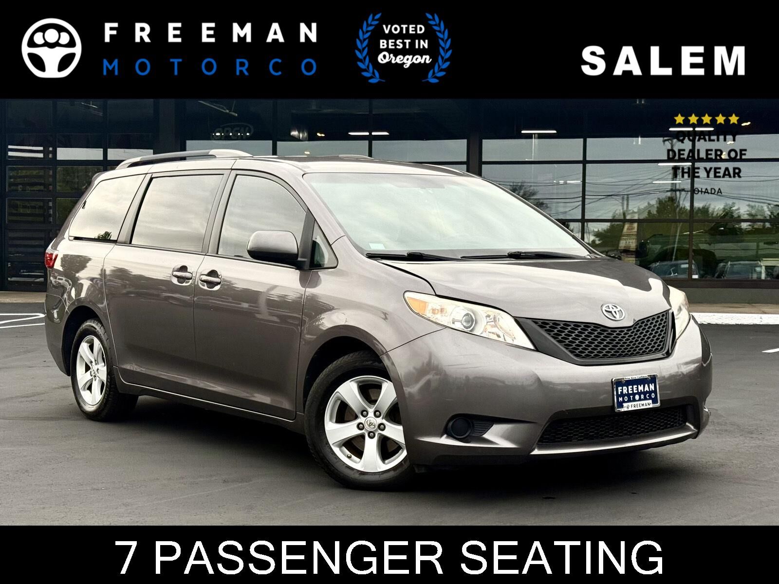 2015 TOYOTA Sienna