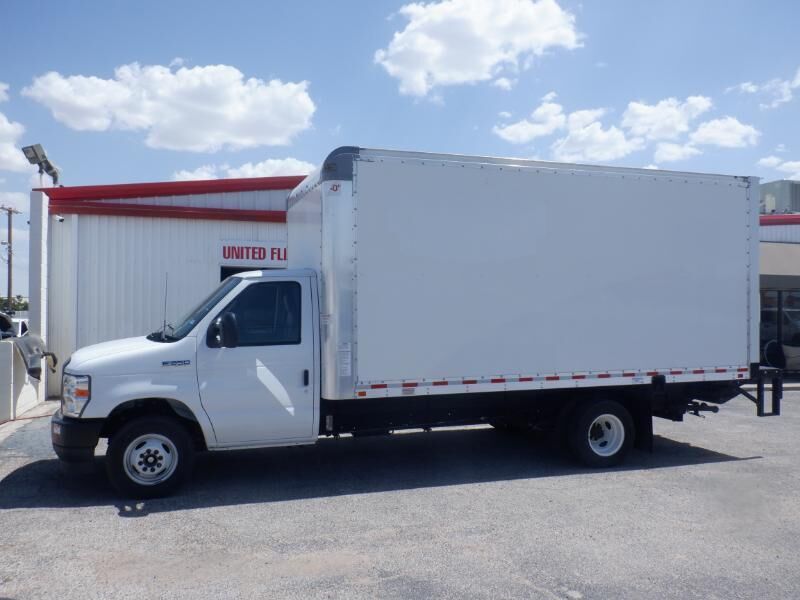 2024 FORD E-350
