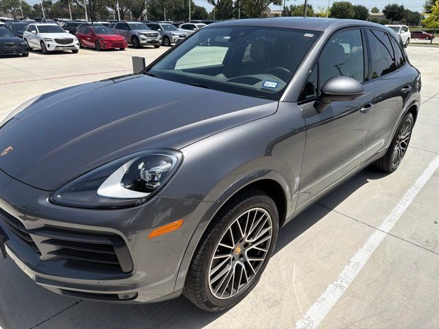 2020 PORSCHE Cayenne