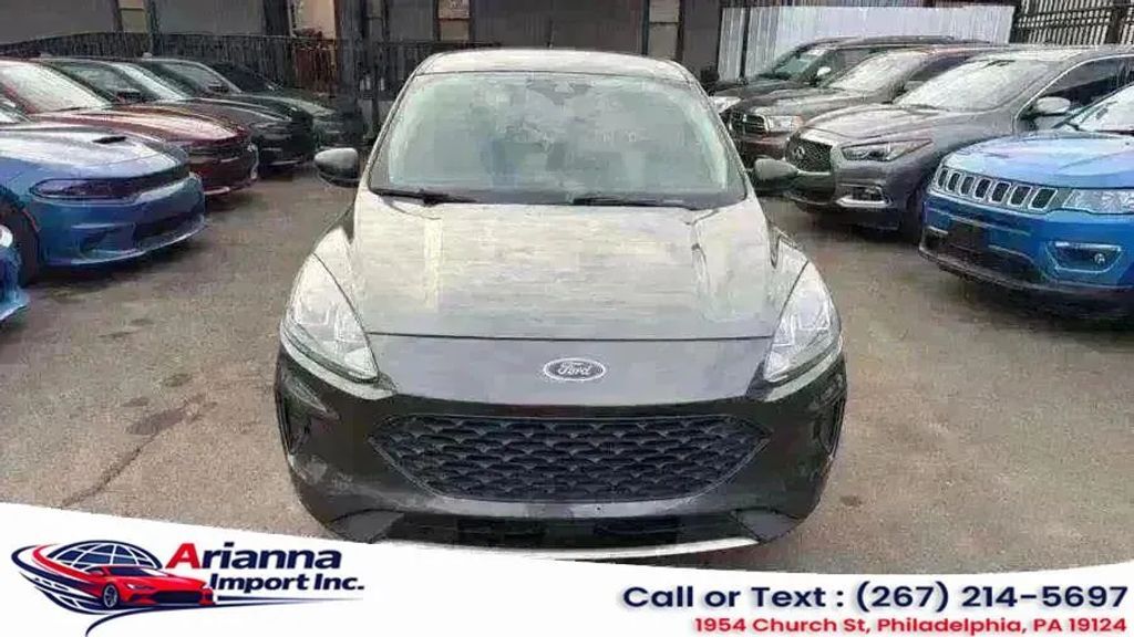 2020 FORD Escape