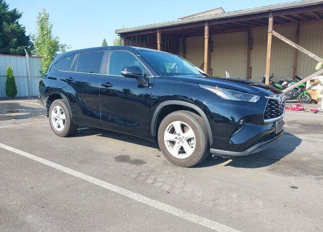 2025 TOYOTA Highlander