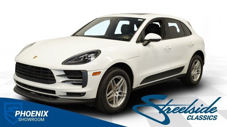 2019 PORSCHE Macan
