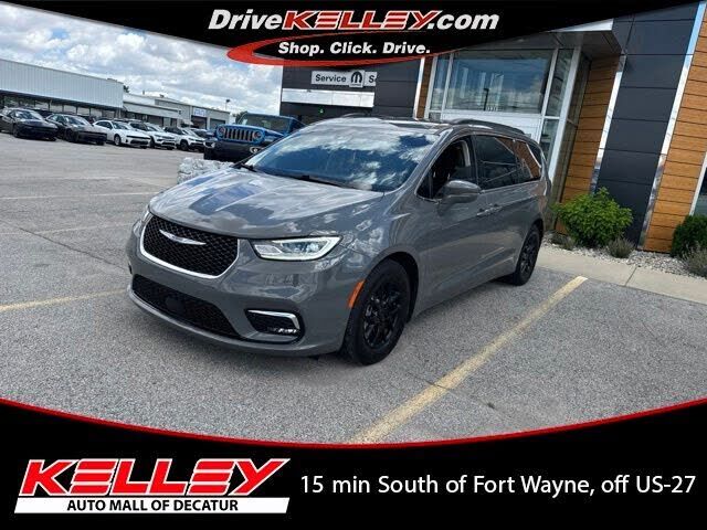 2022 CHRYSLER Pacifica