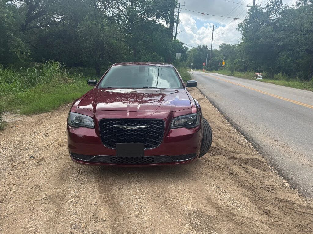 2018 CHRYSLER 300