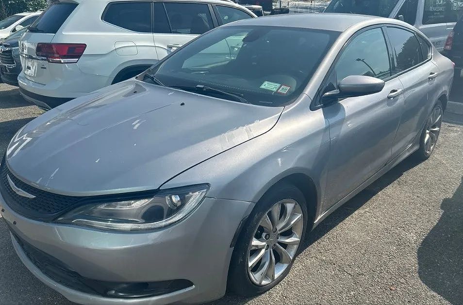 2015 CHRYSLER 200