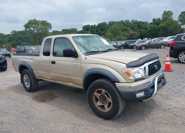2003 TOYOTA Tacoma