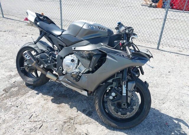 2016 YAMAHA YZF