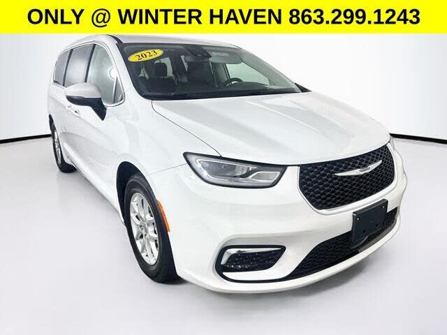 2023 CHRYSLER Pacifica