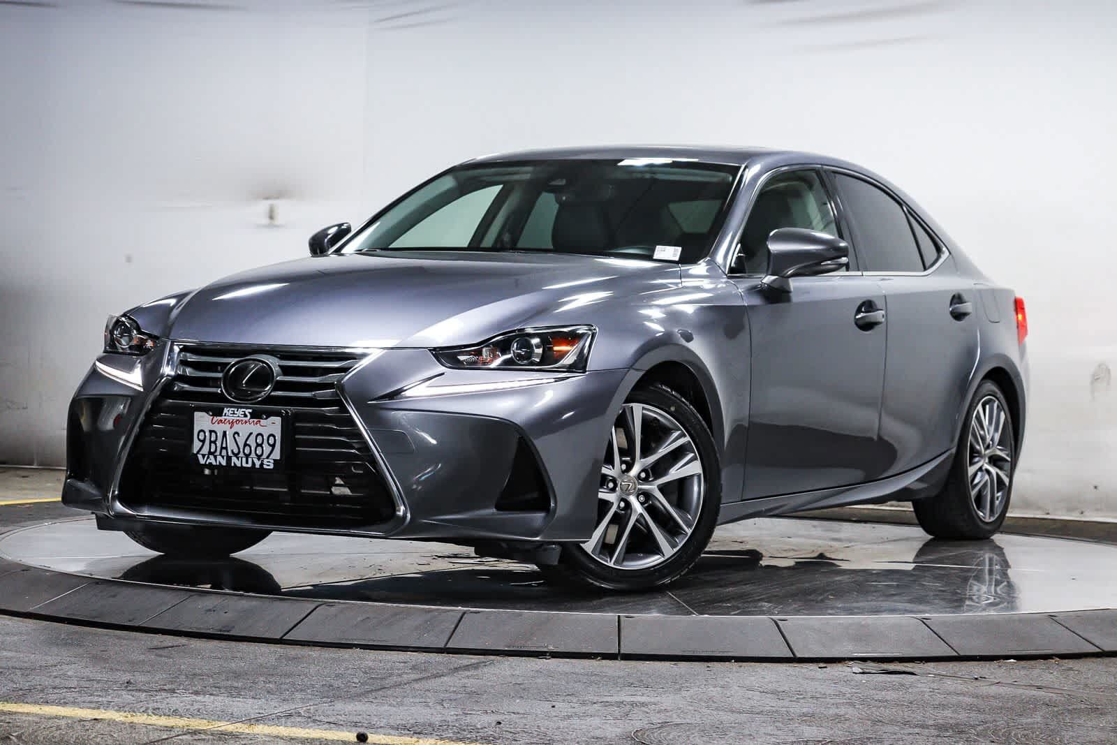 2019 LEXUS IS