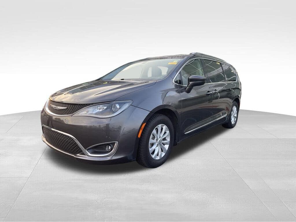 2019 CHRYSLER Pacifica