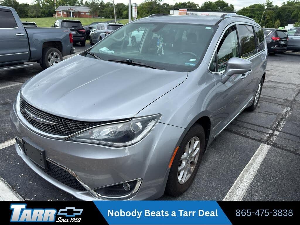 2020 CHRYSLER Pacifica