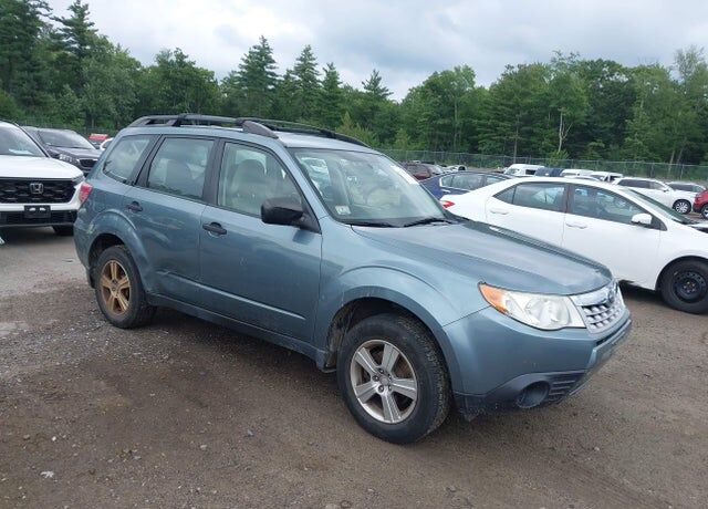 2013 SUBARU Forester