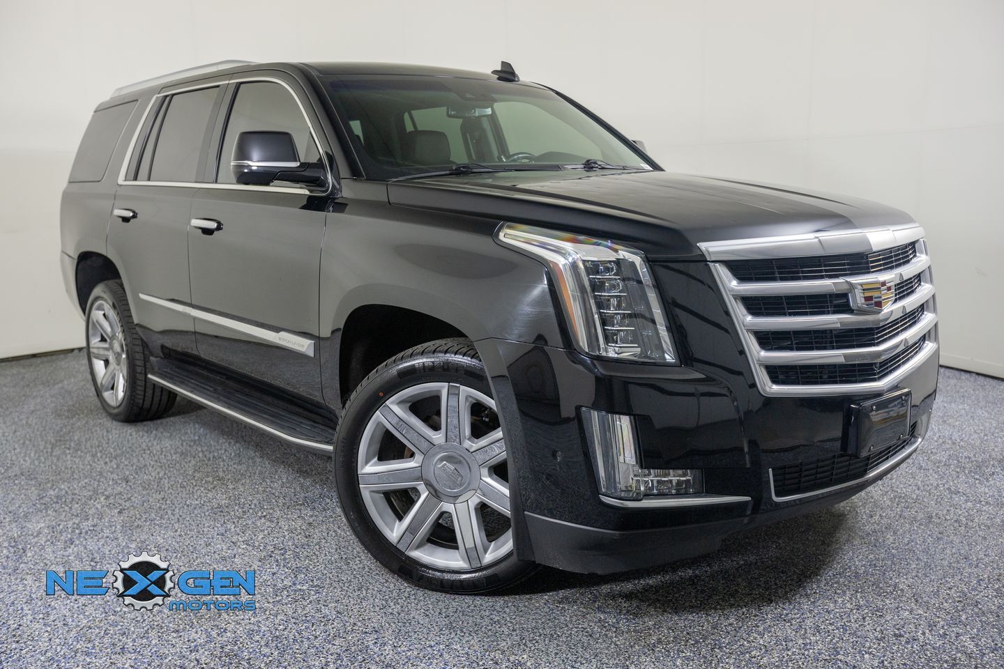 2017 CADILLAC Escalade