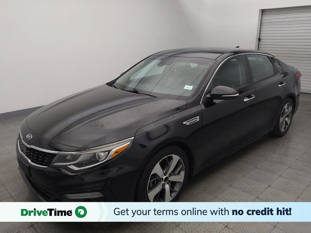 2019 KIA Optima