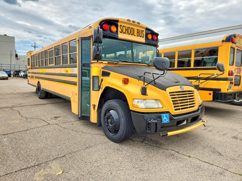 2012 BLUE BIRD BB Conventional
