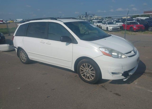 2008 TOYOTA Sienna