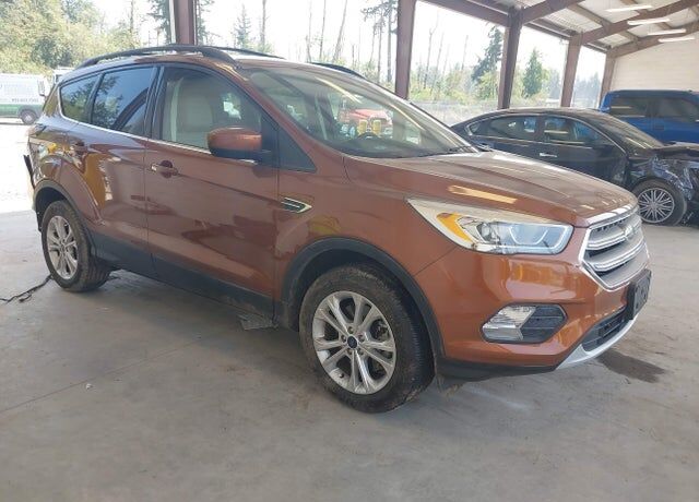 2017 FORD Escape