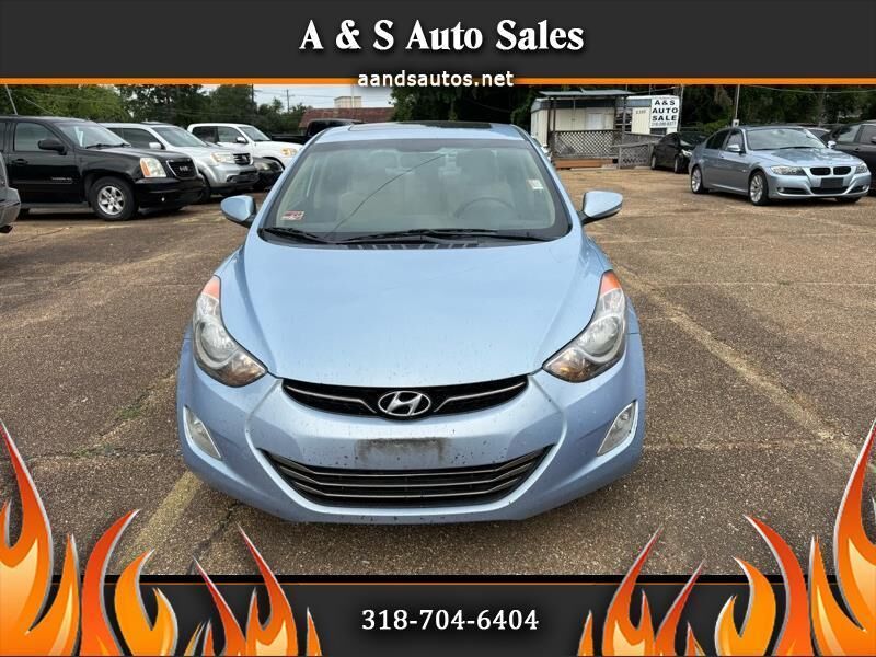 2012 HYUNDAI Elantra