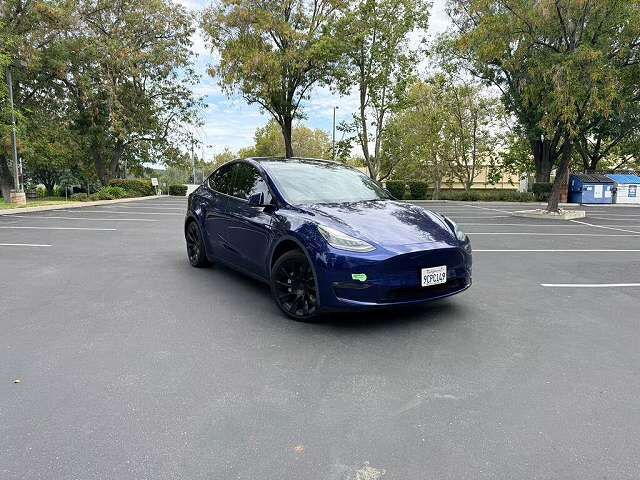 2021 TESLA Model Y