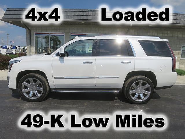 2017 CADILLAC Escalade
