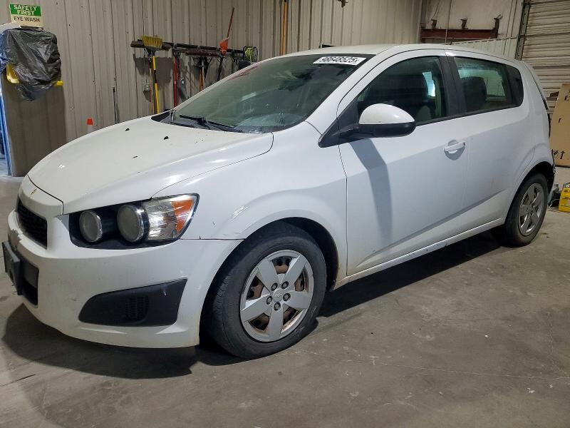 2016 CHEVROLET Sonic