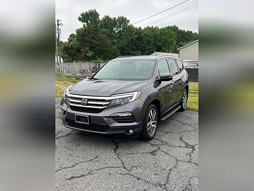 2016 HONDA Pilot