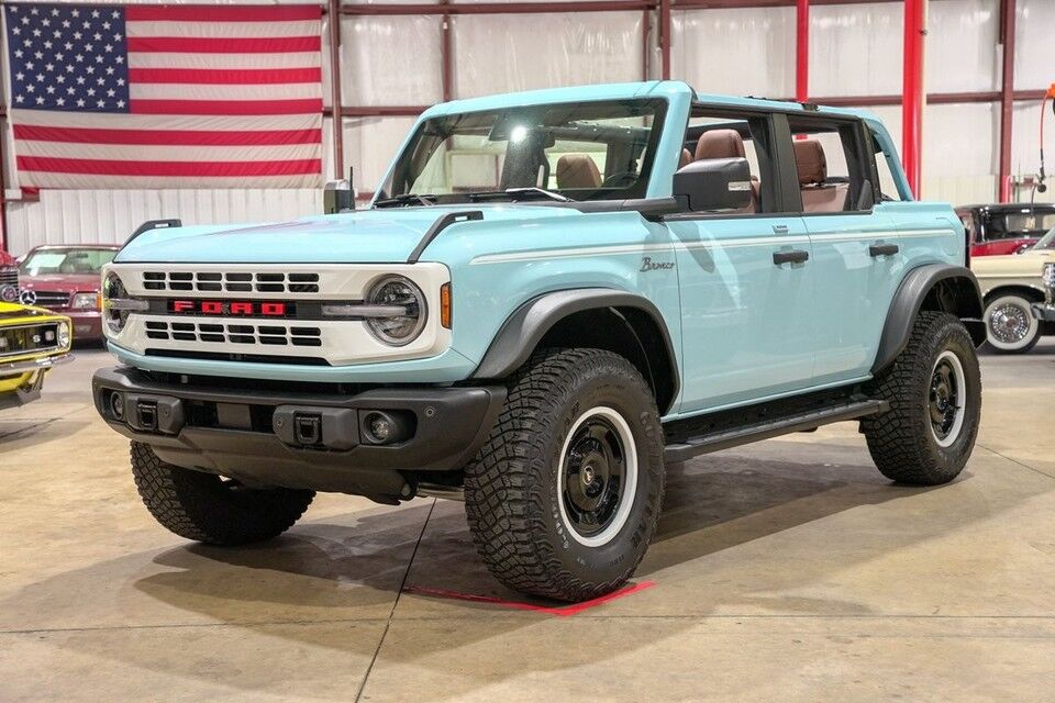 2023 FORD Bronco