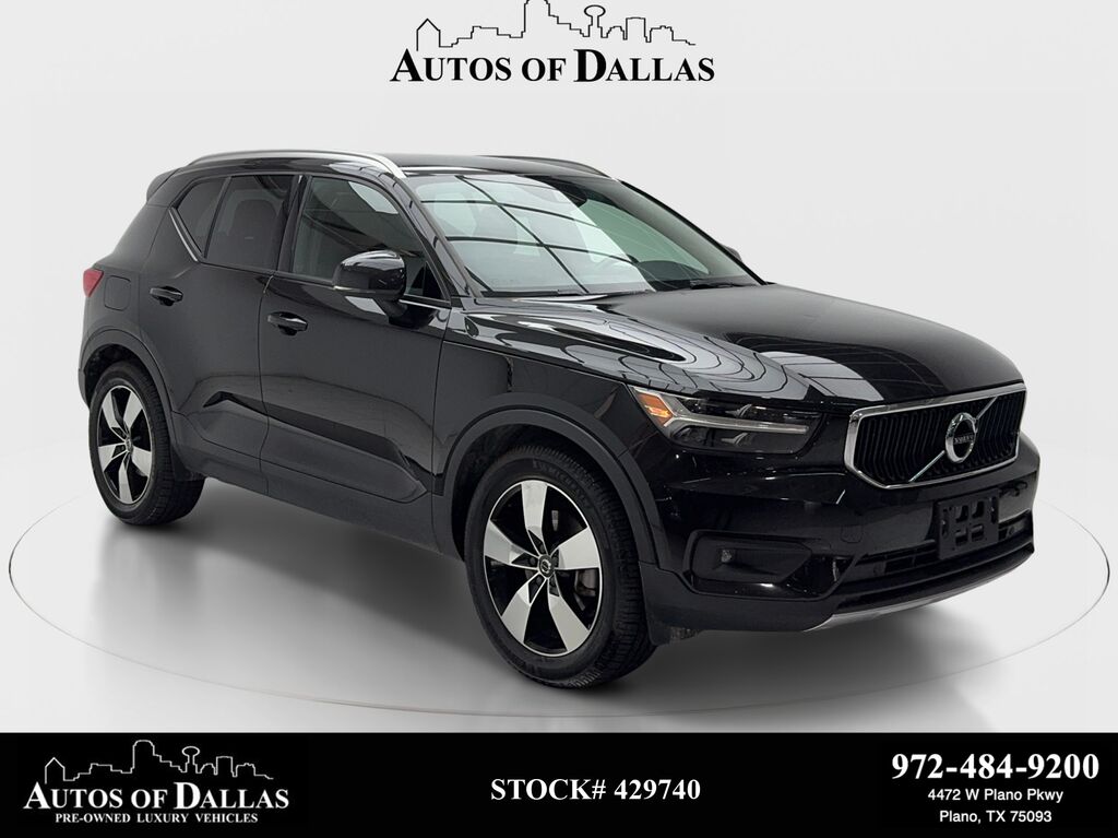 2021 VOLVO XC40