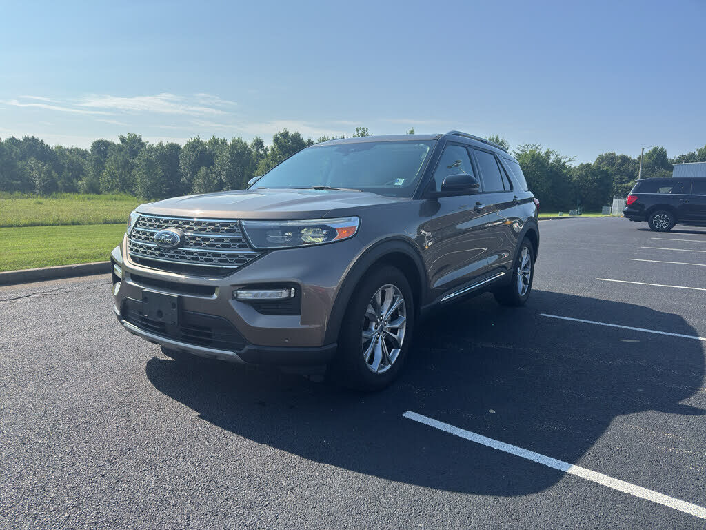 2021 FORD Explorer
