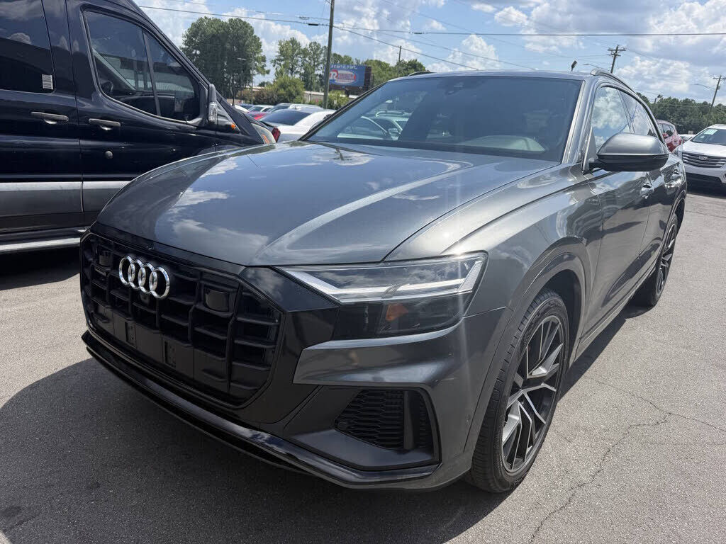2019 AUDI Q8