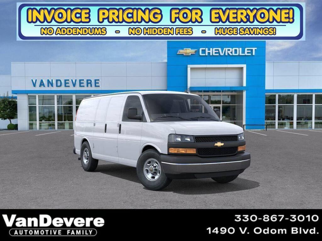 2025 CHEVROLET Express