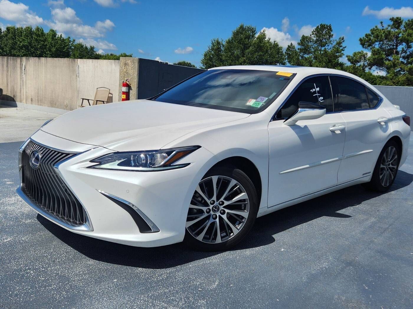2020 LEXUS ES