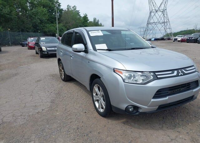 2014 MITSUBISHI Outlander