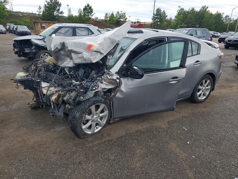 2010 MAZDA Mazda3