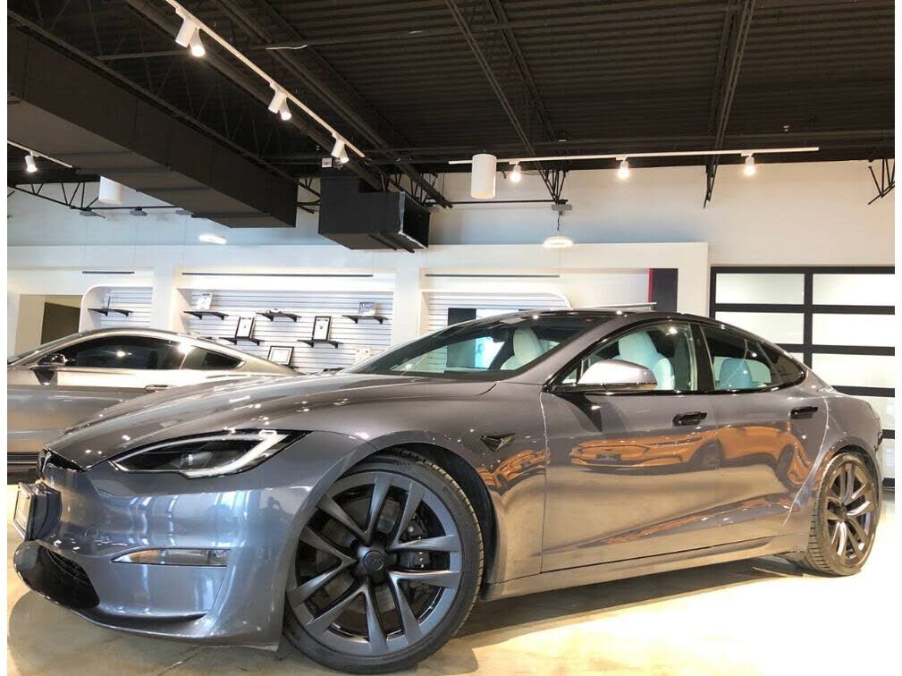 2023 TESLA Model S