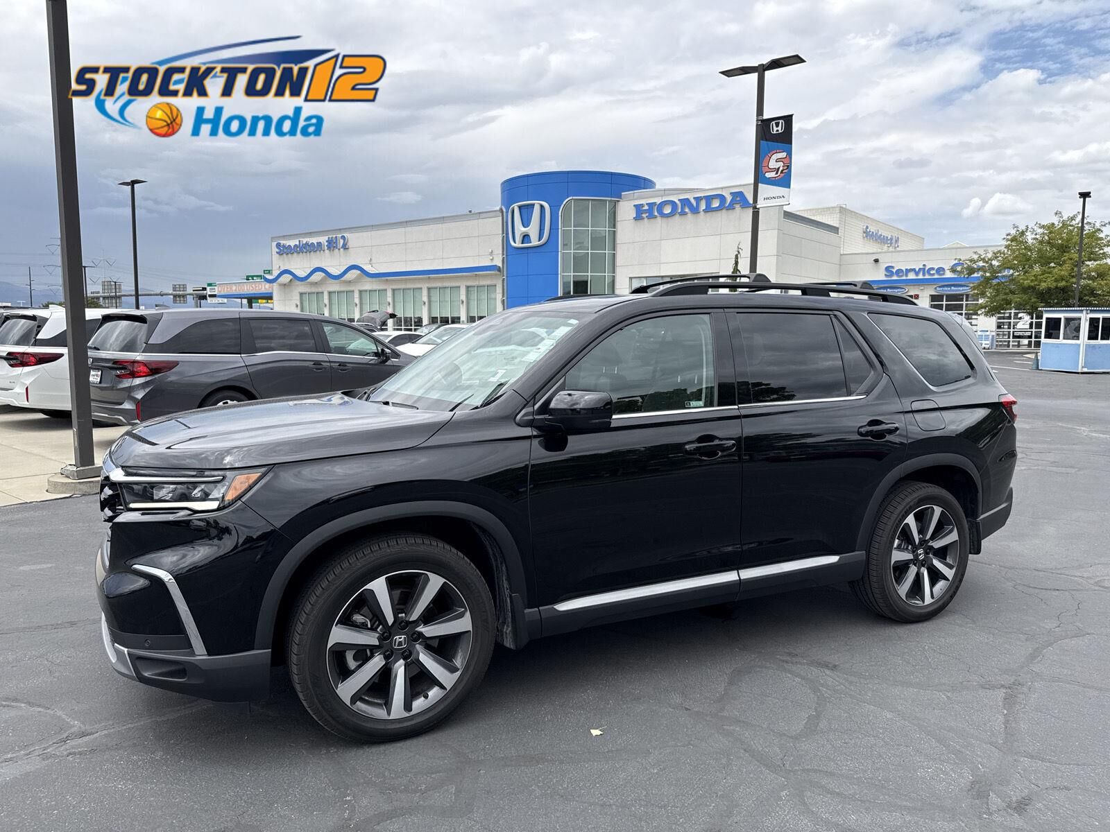 2023 HONDA Pilot