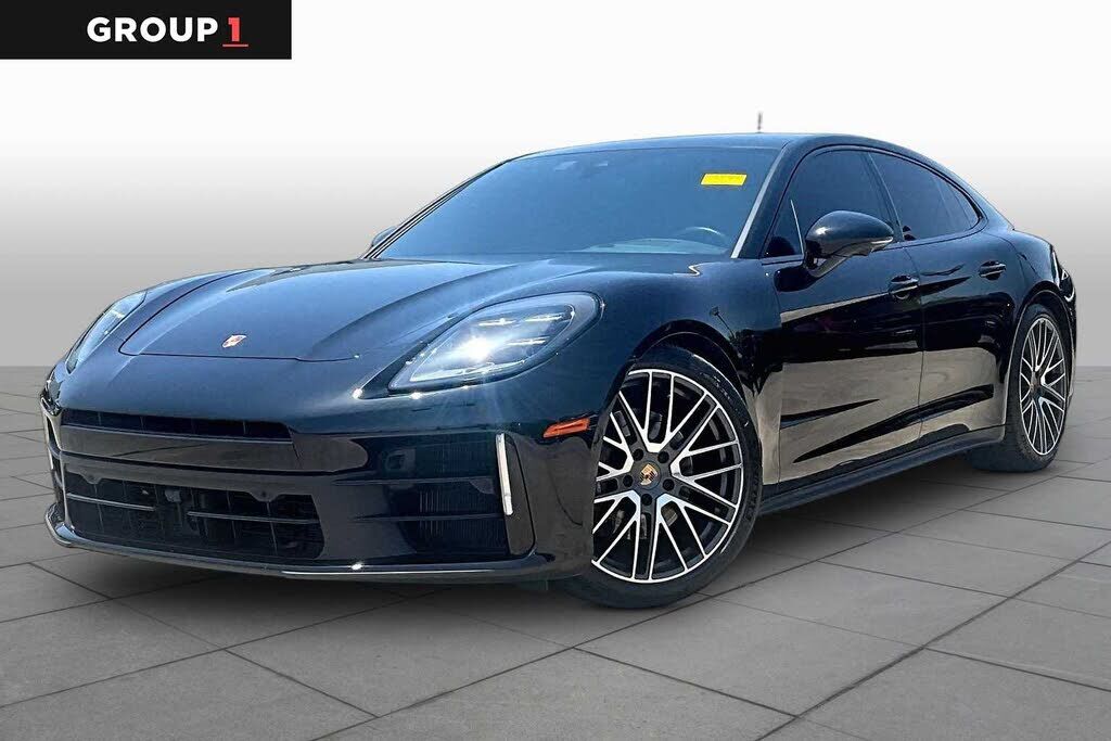 2024 PORSCHE Panamera