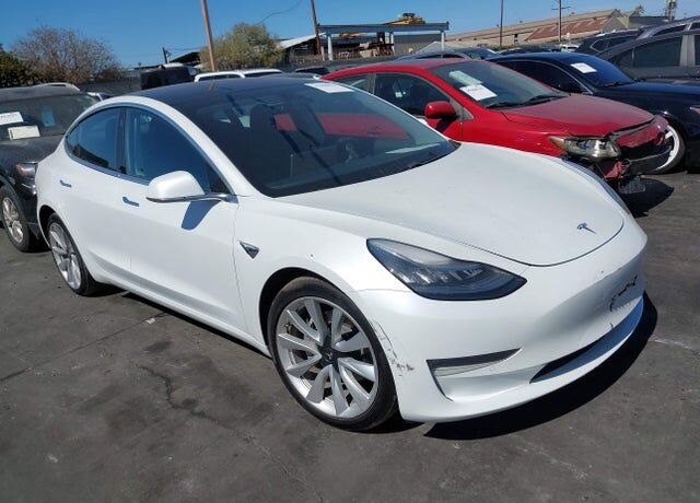 2019 TESLA Model 3