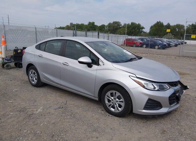 2019 CHEVROLET Cruze