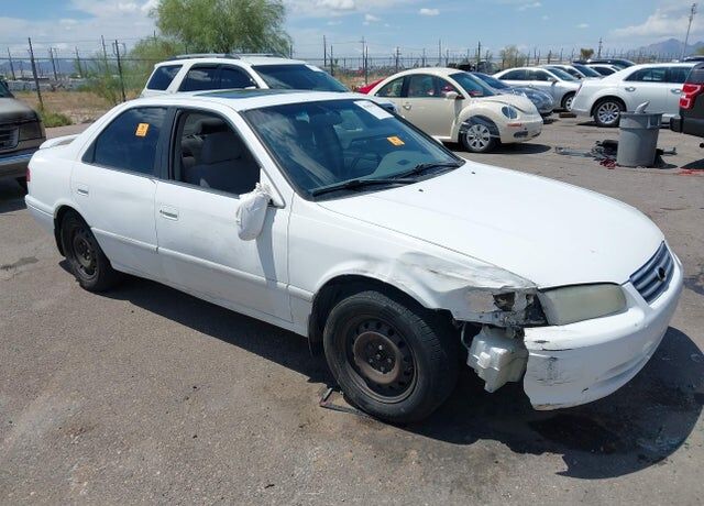 2001 TOYOTA Camry