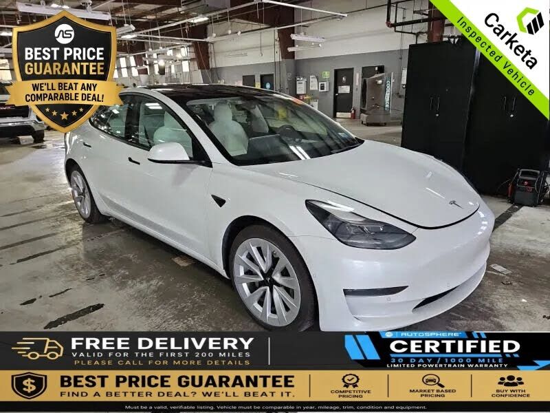 2022 TESLA Model 3
