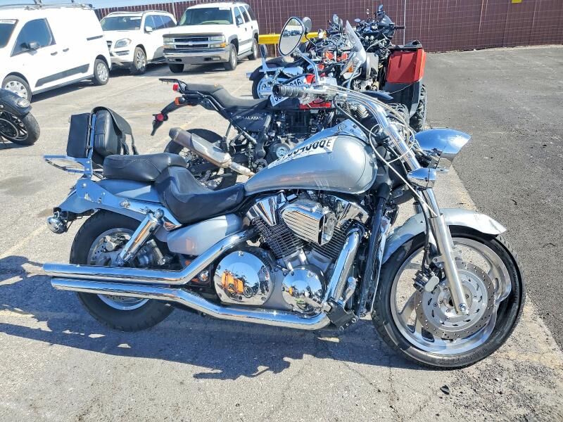 2004 HONDA VTX